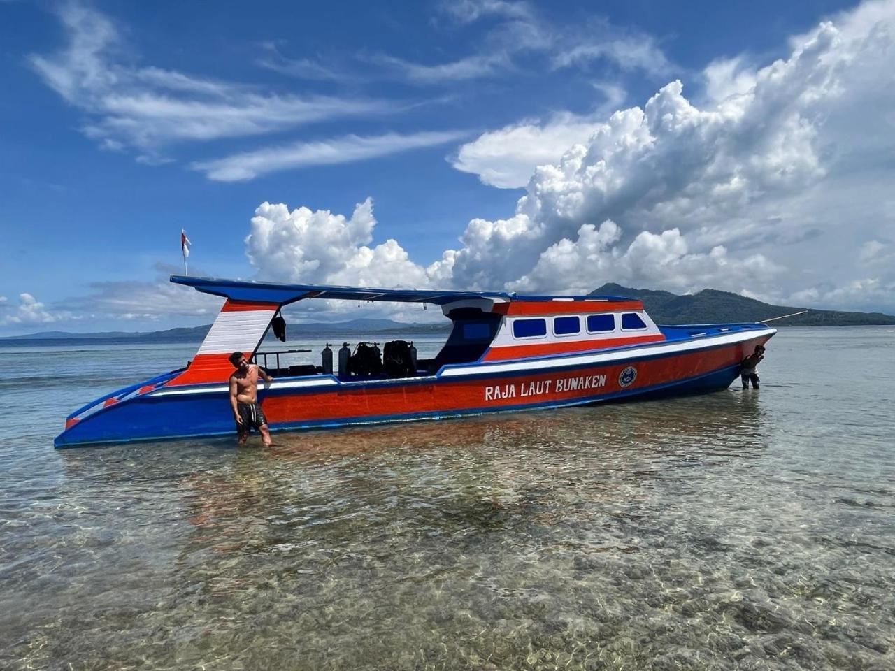 Raja Laut Dive Resort Bunaken Exterior foto